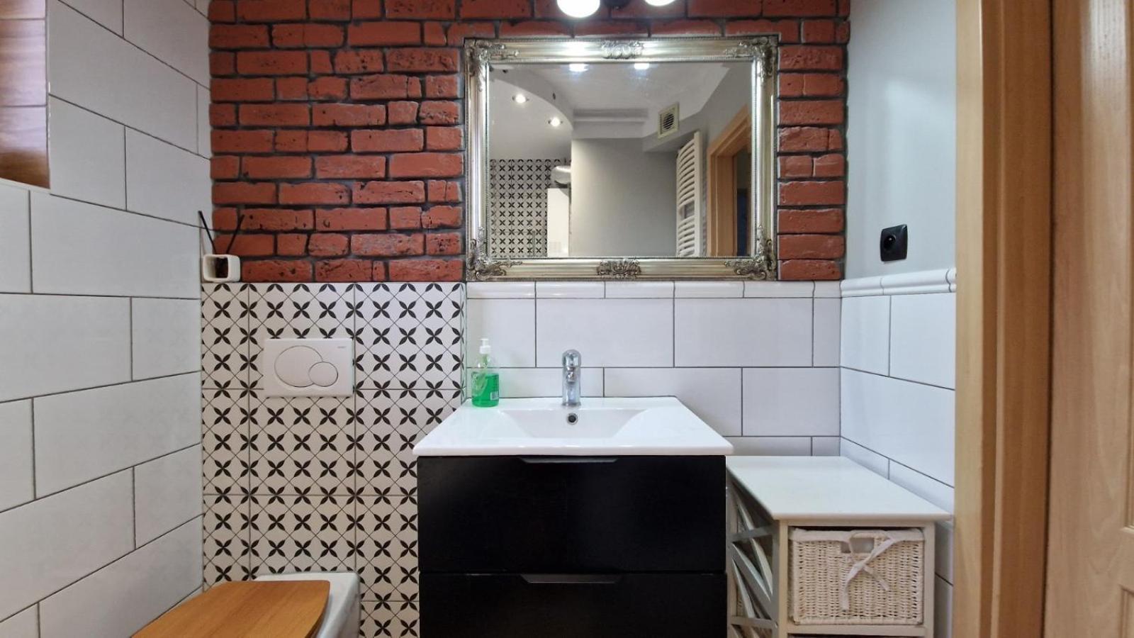 Appartamento Apartament Classic Malbork Esterno foto
